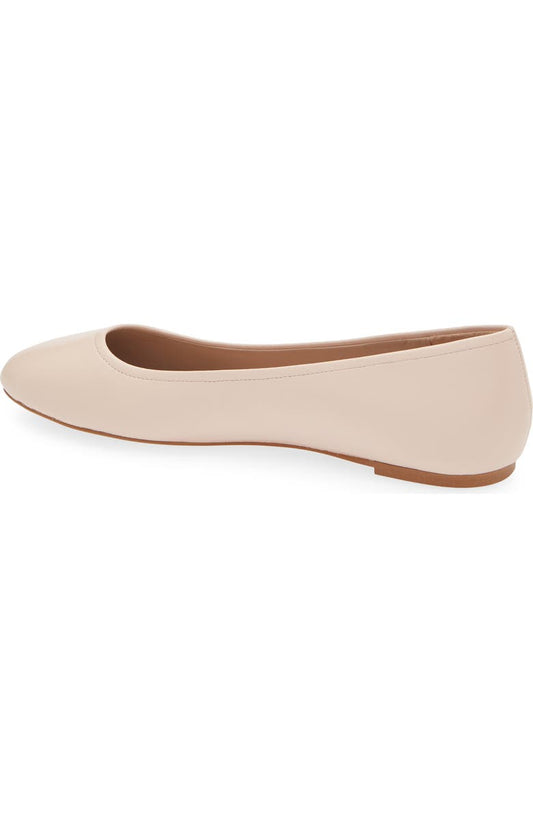 Stuart Weitzman Nadine Ballet Flat (Women)