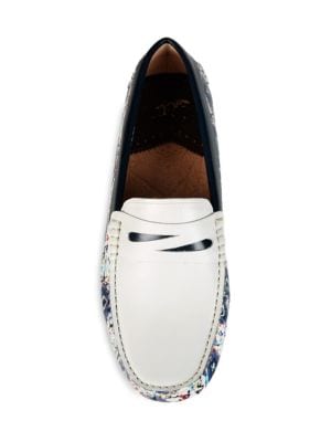 Robert Graham
Welnick Print Leather Driving Loafers