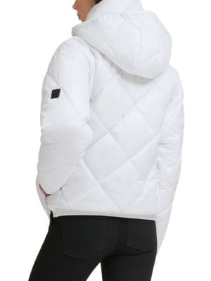 Kenneth Cole
Quilted Puffer Jacket