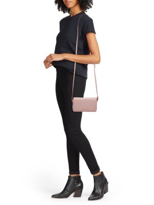 Marc Jacobs
Leather Mini Shoulder Bag