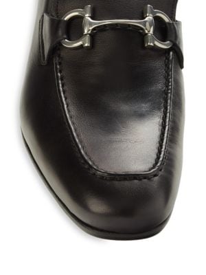 Salvatore Ferragamo
Gancini Leather Bit Loafers