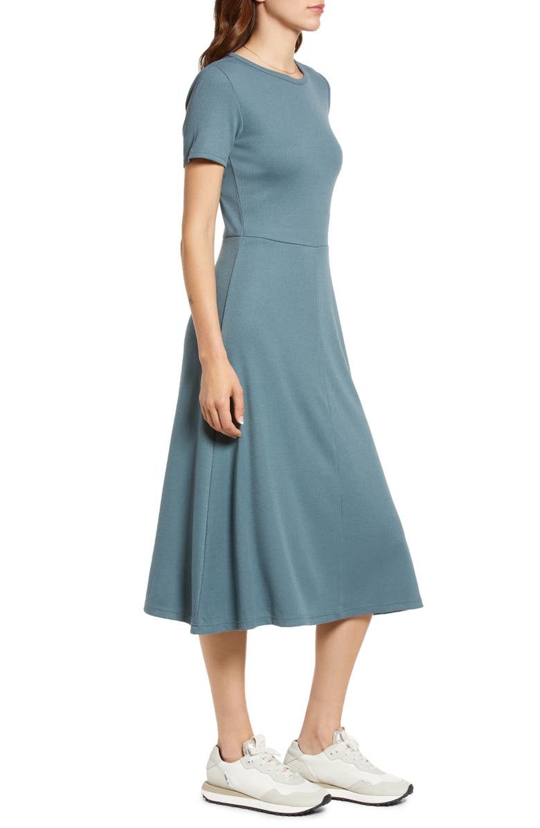 TREASURE & BOND Ribbed Midi Dress