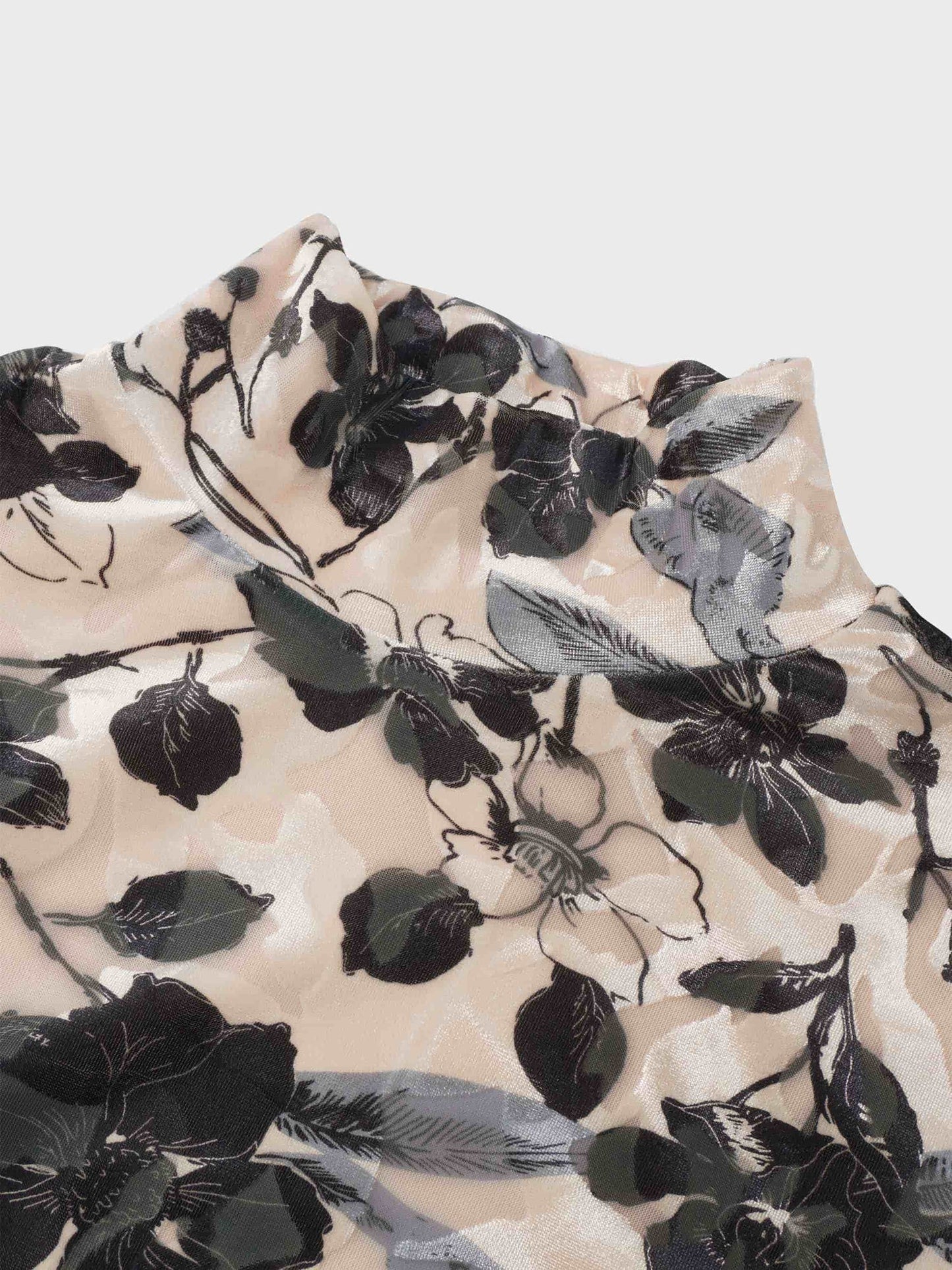 Velvet Printed Turtleneck-Floral