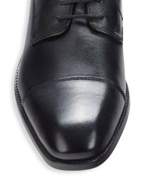 Steve Madden
 Quill Leather Derby Shoes