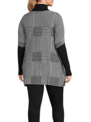 Joseph A
 Plus Houndstooth Turtleneck Sweater