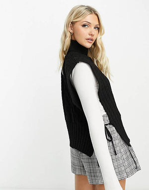 Urban Revivo turtle neck cable knit sleeveless sweater in black