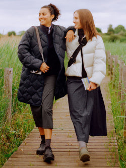 Side Pleated Narrow Skirt