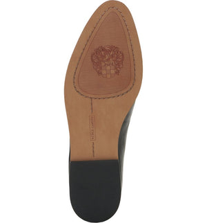 VINCE CAMUTO Foronni Loafer