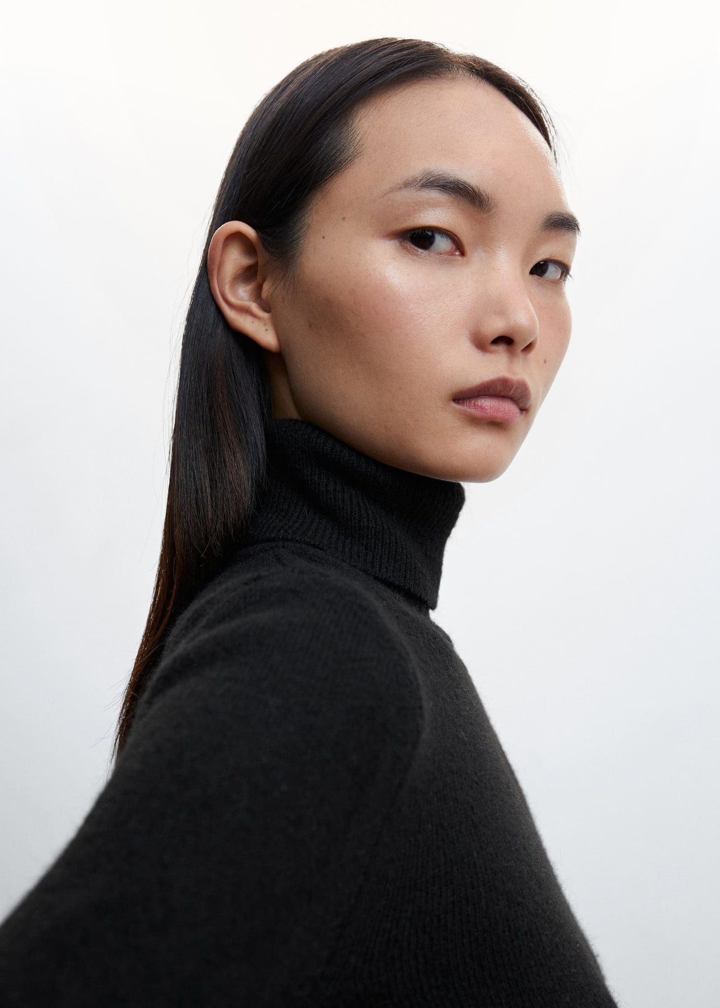 Turtleneck knitted sweater - Details of the article 1