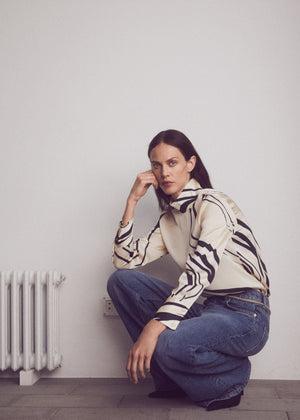 Satin print blouse - Details of the article 6