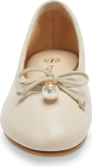 TORY BURCH Charm Ballet Flat, Alternate, color, DULCE DE LECHE