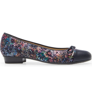 ara Belinda Ballet Flat (Women)