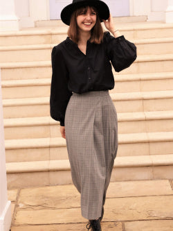 Side Pleated Narrow Skirt